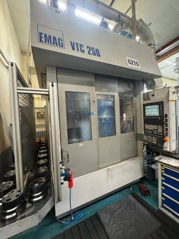 CNC Turning and Milling Center - Vertical